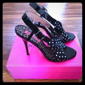 Betsey Johnson Black Patent Polka Dot Slingback Heels